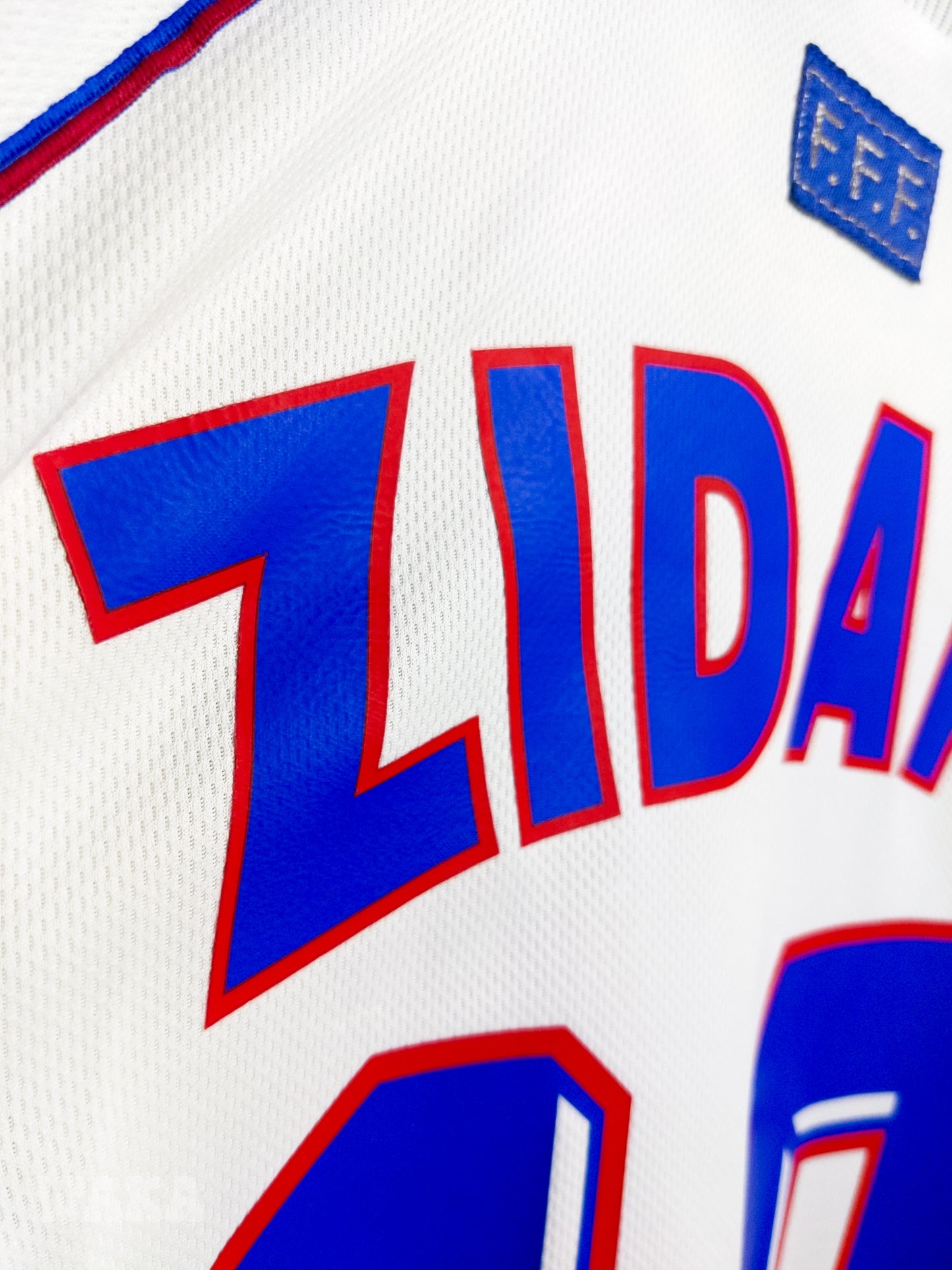 France 1998 - Zidane - Away Shirt - XL