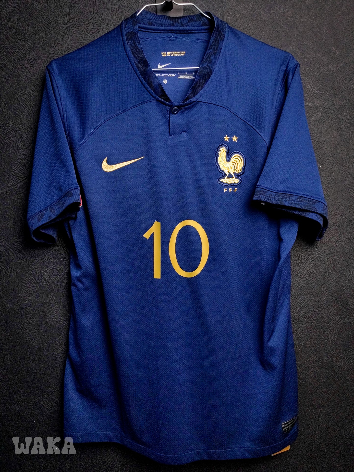 France 2022 - Mbappé - Home shirt - L