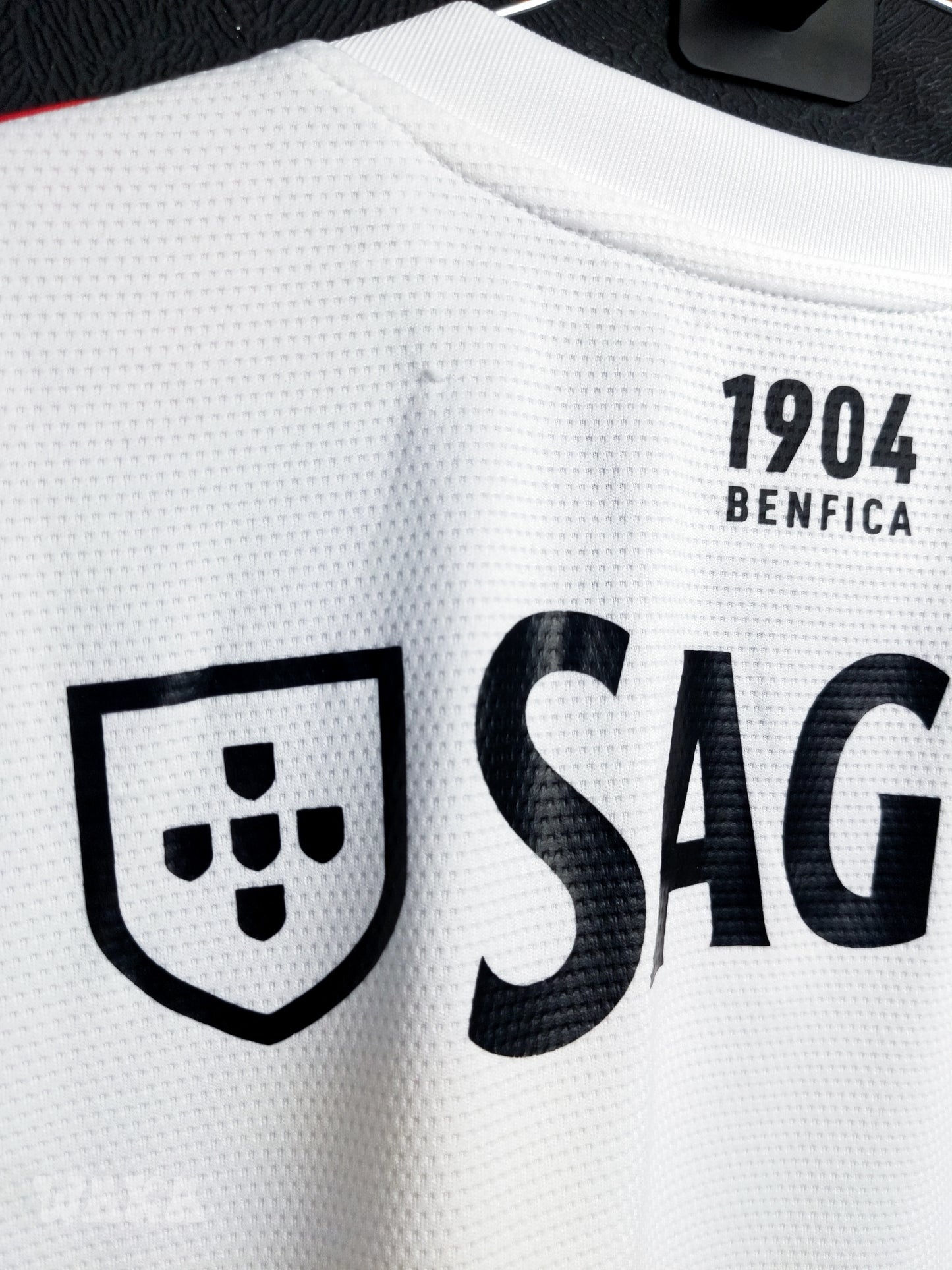 Benfica 2021/2022 - Away shirt - L