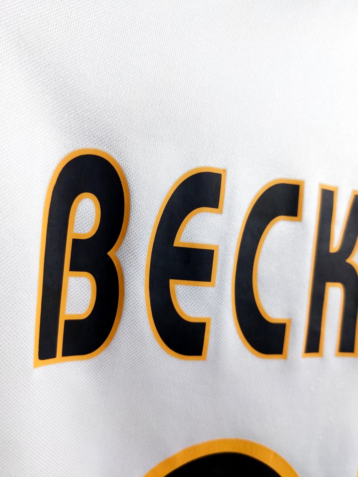 Real Madrid 2004/2005 - Beckham - Home Shirt - XL *True Nameset*