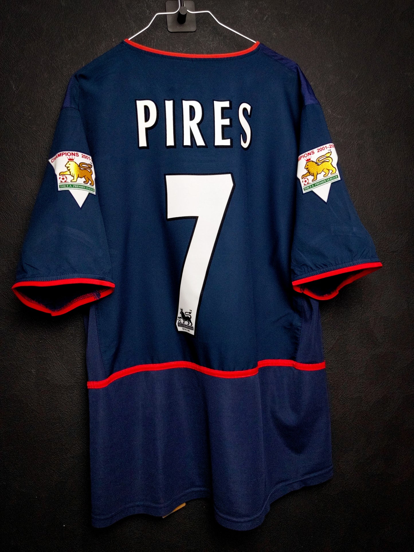 Arsenal 2002/2003/2004 - Pires - Away shirt - M