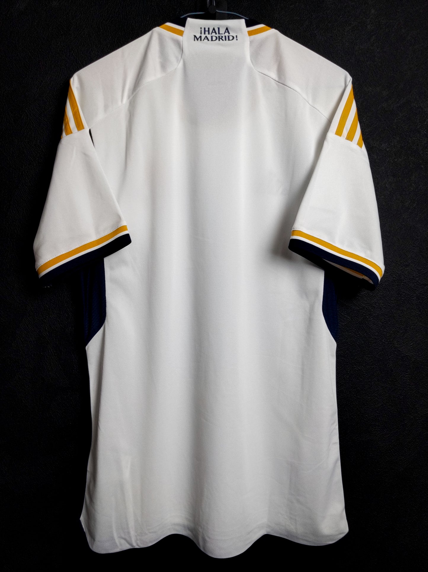 Real Madrid 2023/2024 - Home shirt - M *BNWT*