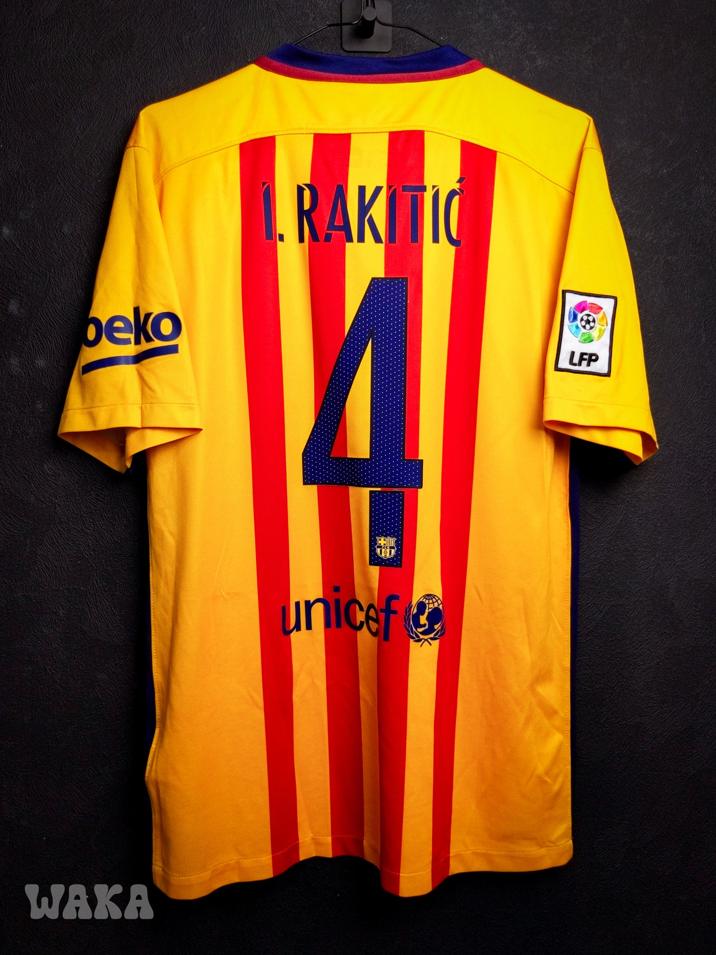 FC Barcelone 2015/16 - Rakitic - Away shirt - M