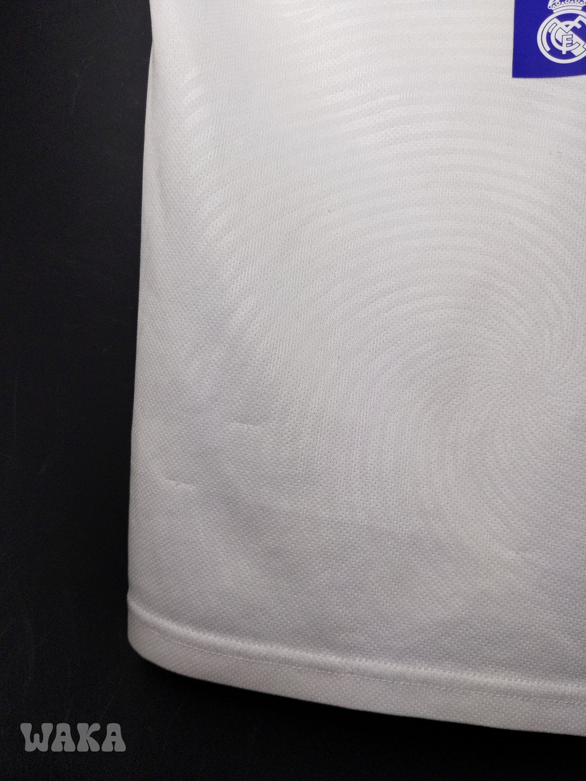 Real Madrid 2021/2022 - Benzema - Home shirt - M