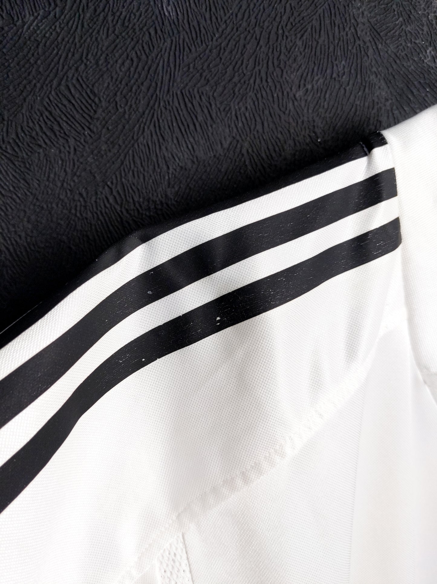 Real Madrid 2004/2005 - Beckham - Home Shirt - XL *True Nameset*