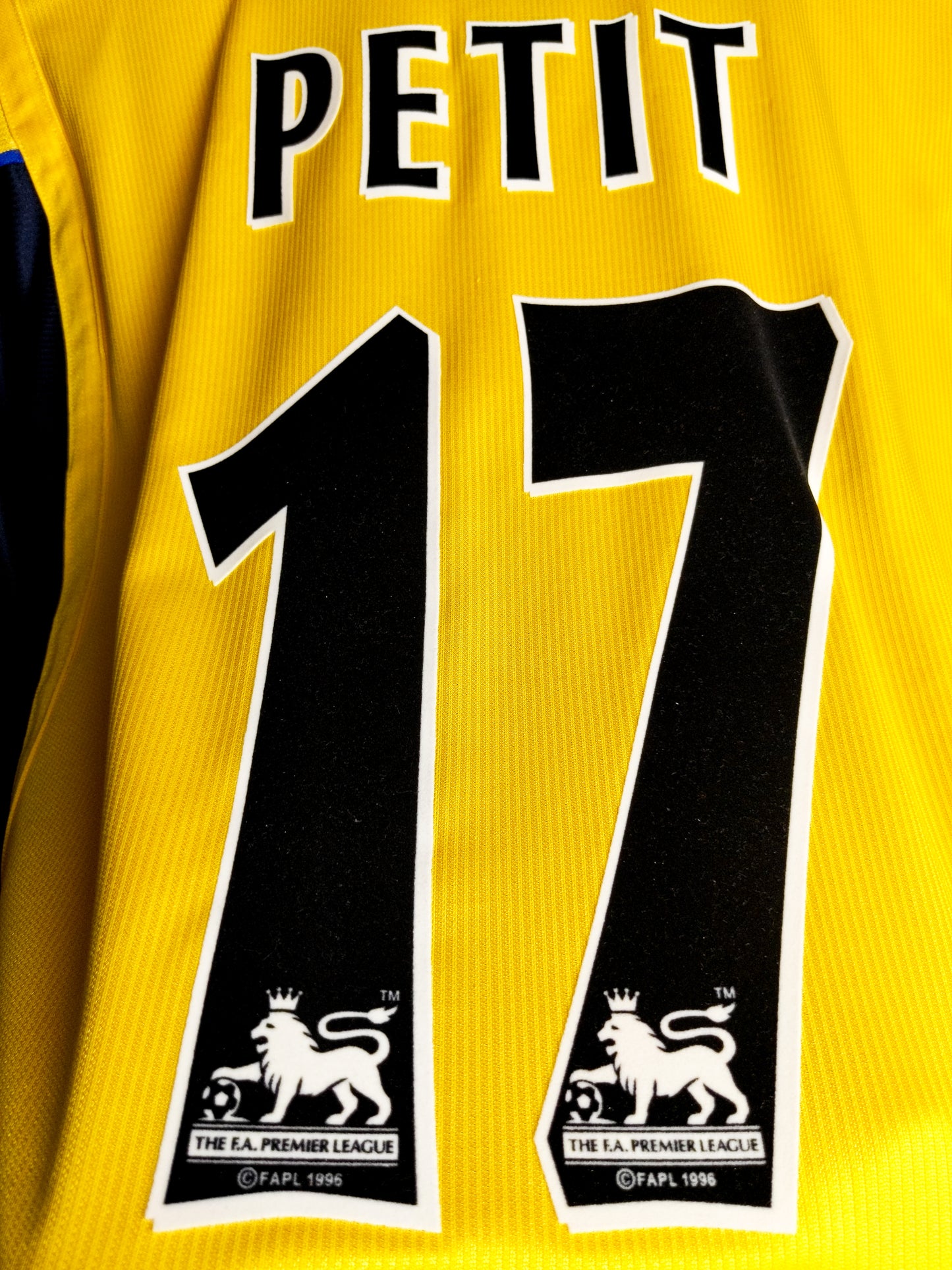 Arsenal 1999/2001 - Petit - Away shirt - S