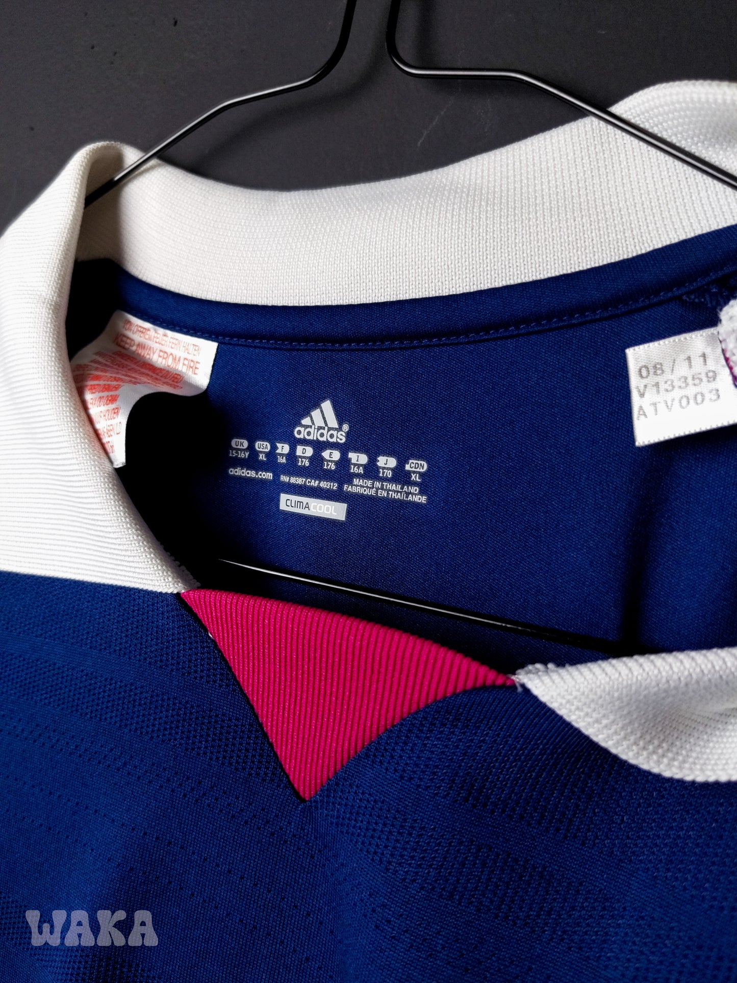 OL Olympique Lyonnais 2011/2012 - Away shirt - XL Junior