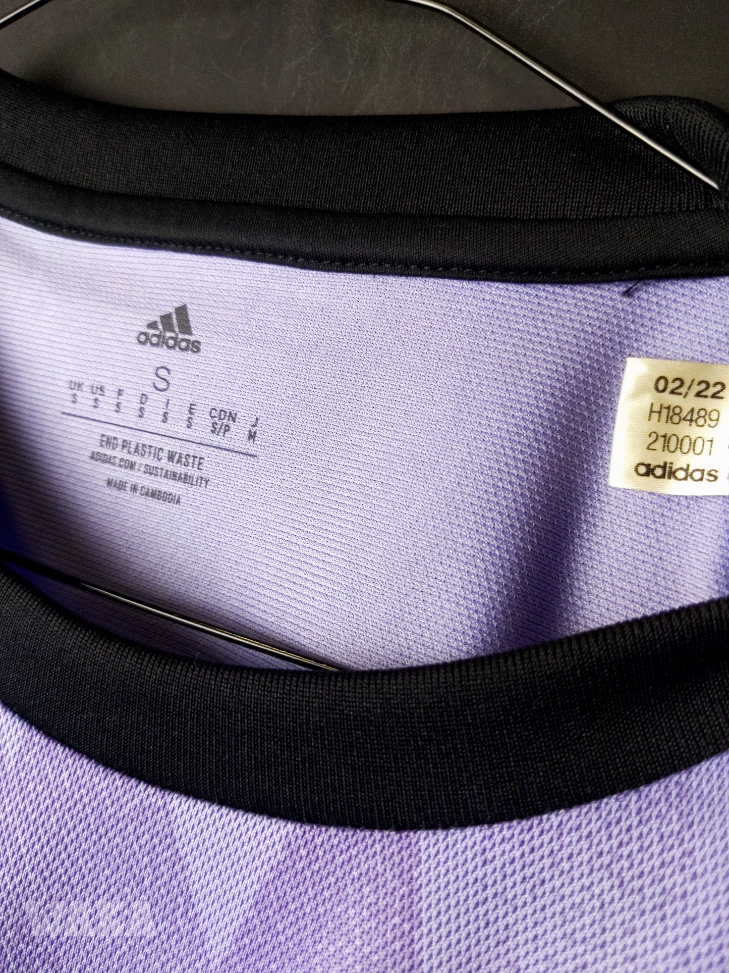 Real Madrid 2022/2023 - Away shirt - S