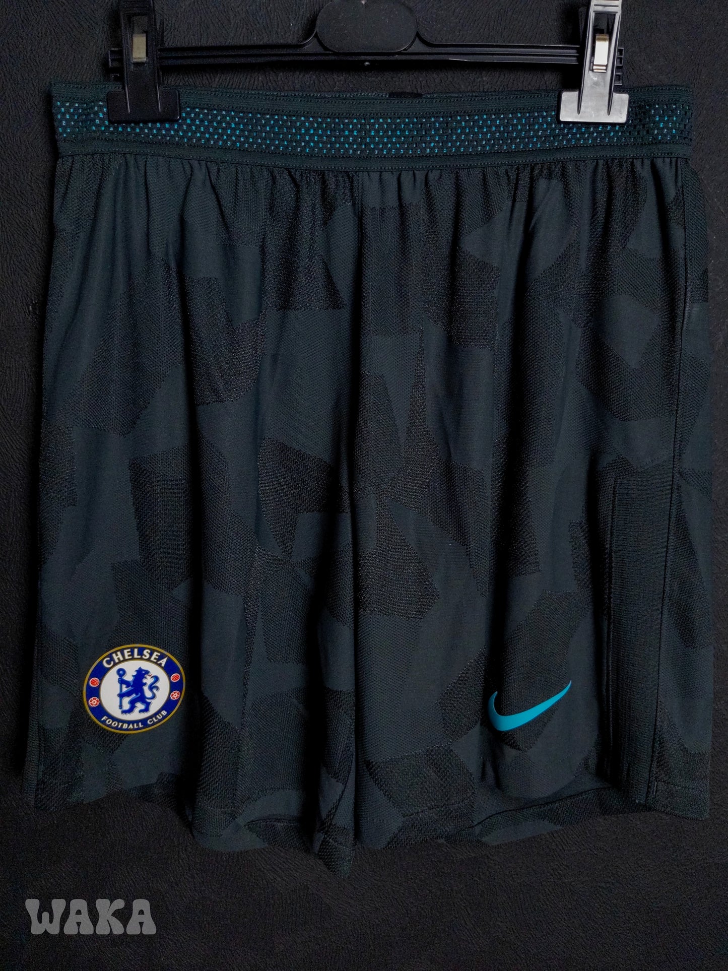 Chelsea 2017/2018 - Away shirt + short - Hazard - M