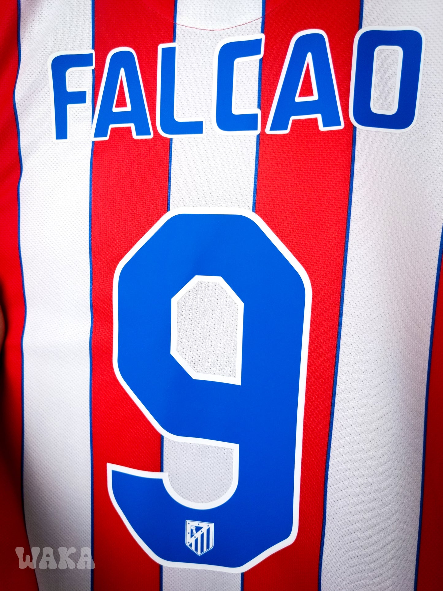 Atletico Madrid 2011/2012 - Falcao - Home shirt - L *OG Nameset*