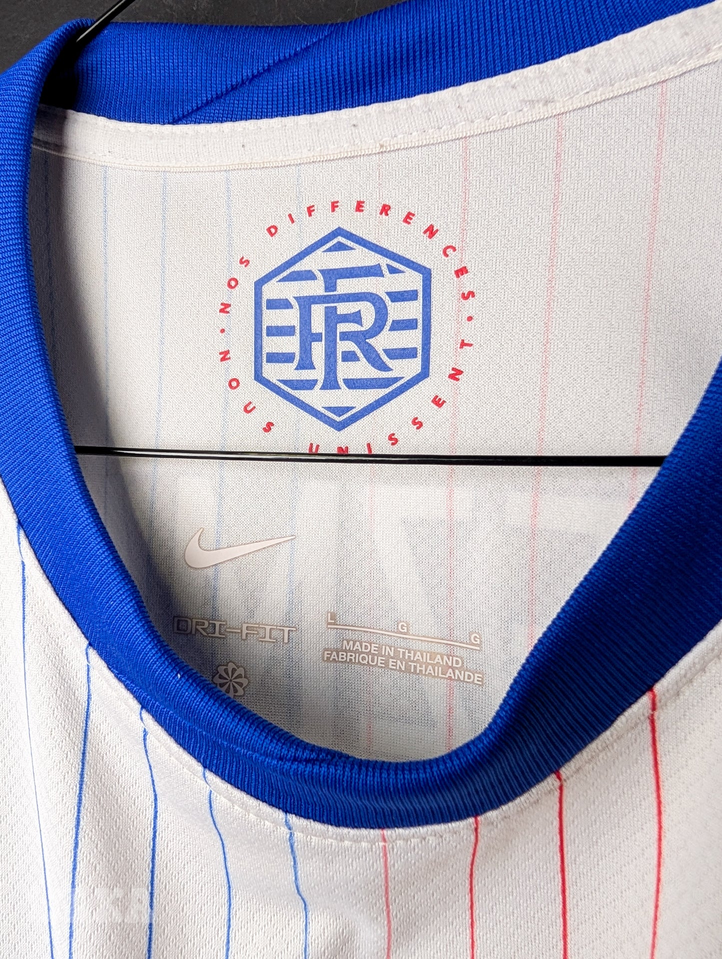 France 2024 - Griezmann - Away shirt - L