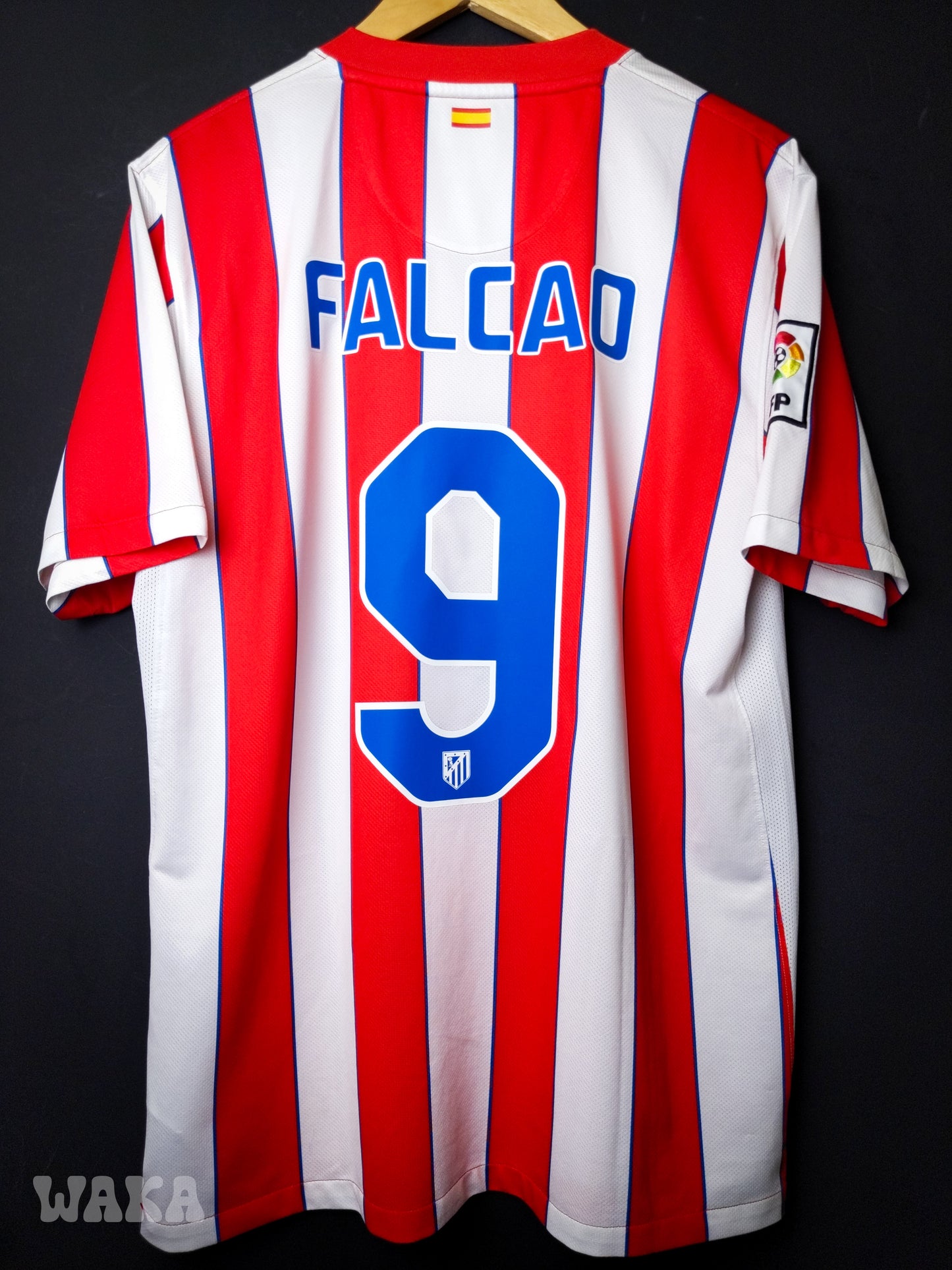 Atletico Madrid 2011/2012 - Falcao - Home shirt - L *OG Nameset*