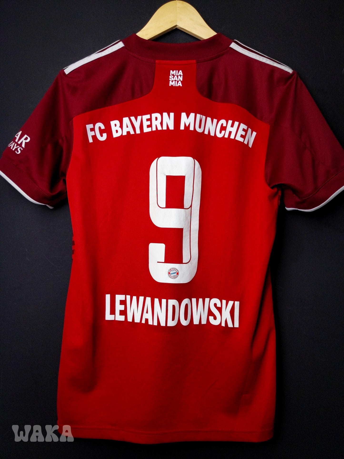 Bayern Munich 2021/2022 - Lewandowski - Home Shirt - S