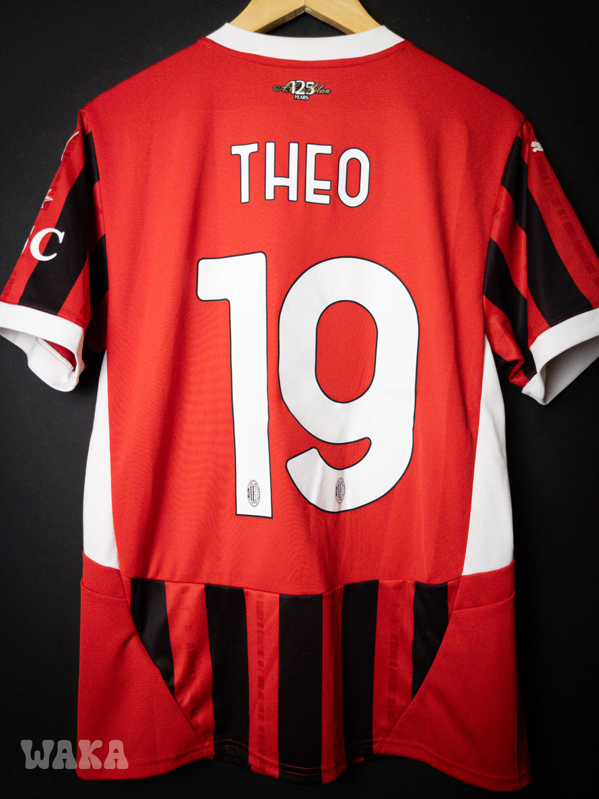 AC Milan 2024/2025 - Theo Hernandez - Home shirt - M