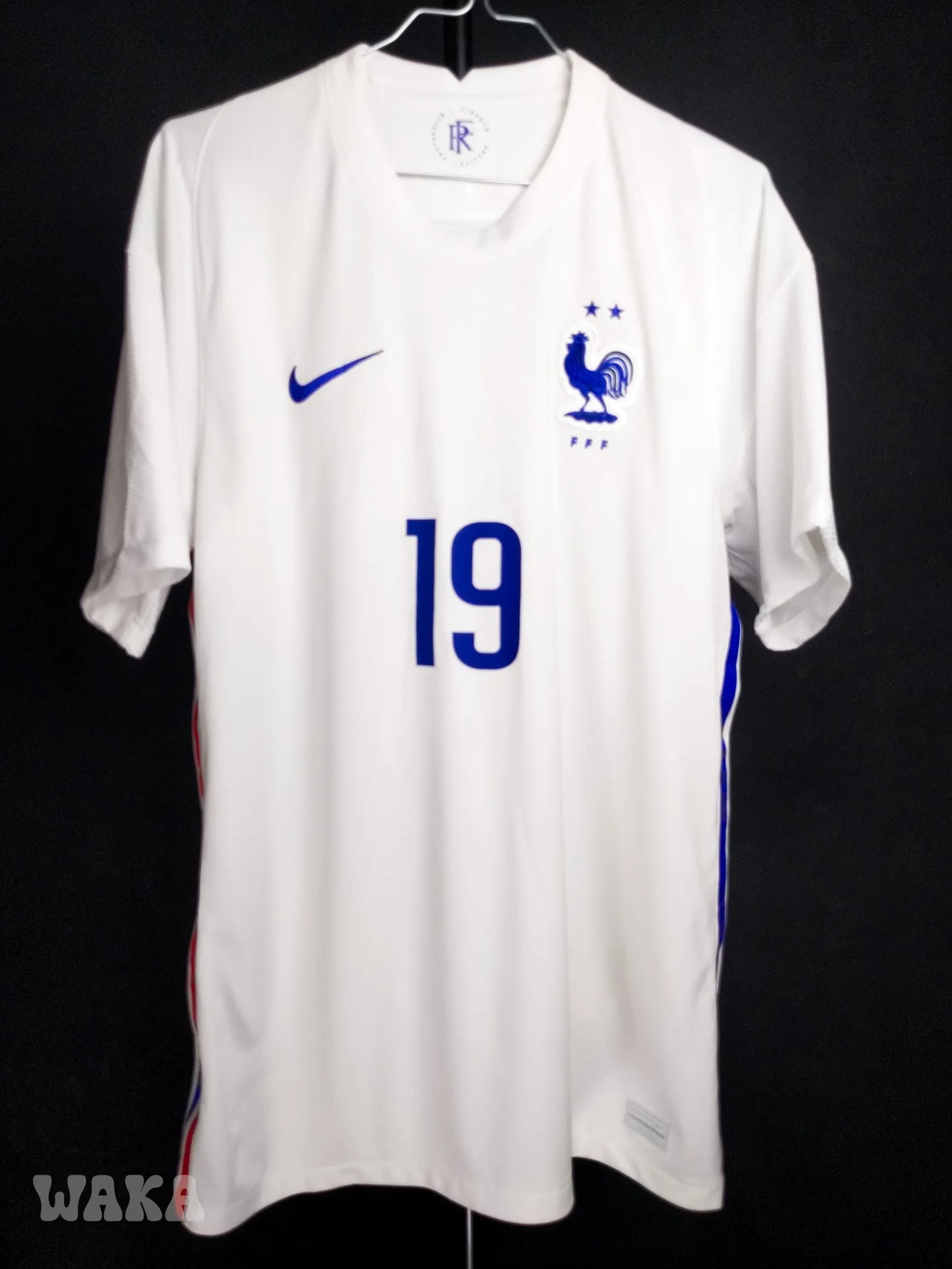 France 2020 - Benzema - Away shirt - L