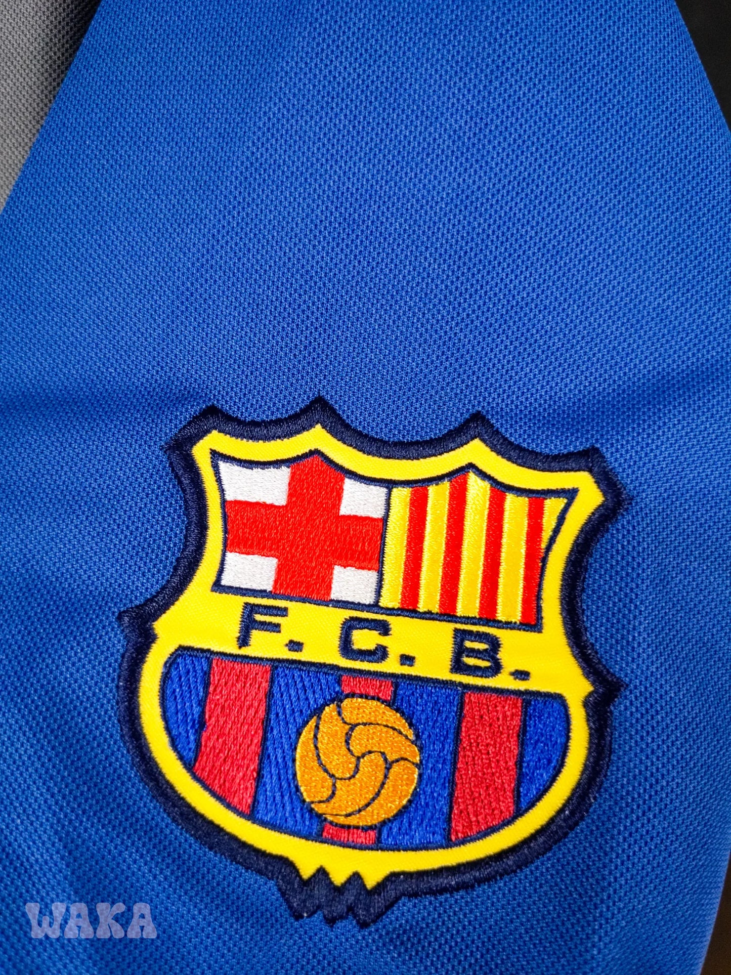 FC Barcelone 2001/2002 - Training shirt - S - *BNWT*