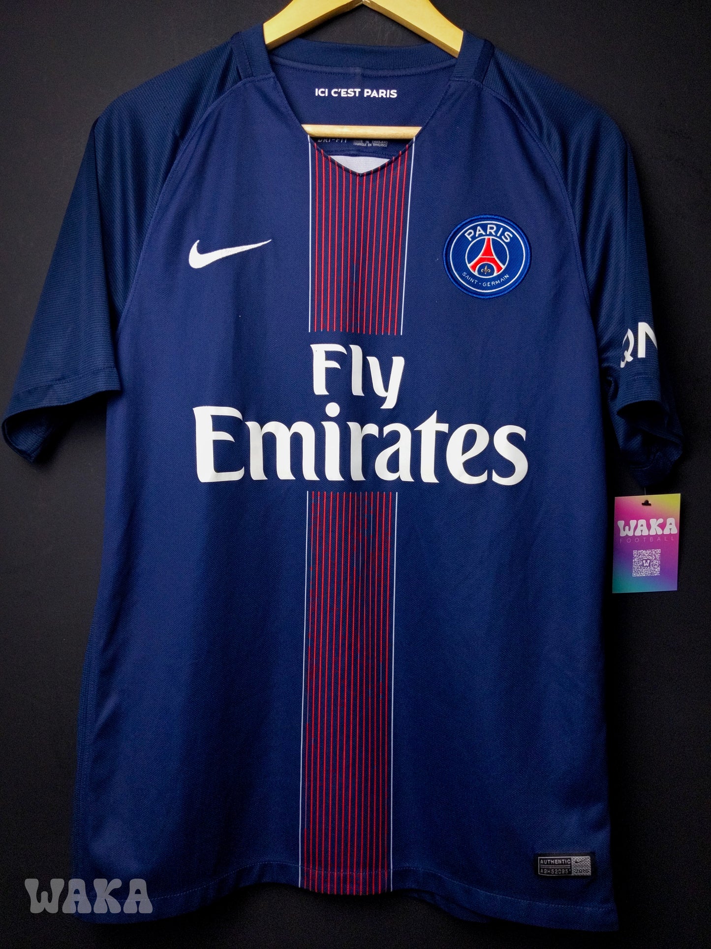 PSG 2016/2017 - Cavani - Home shirt - M