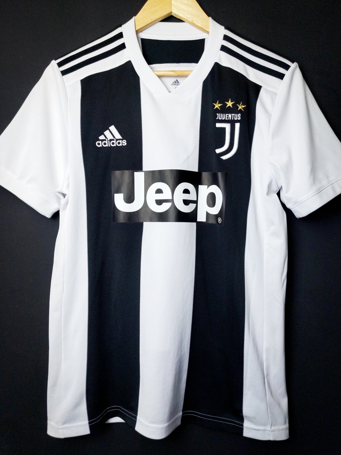 Juventus 2018/2019 - Cristiano Ronaldo - Home Shirt - S