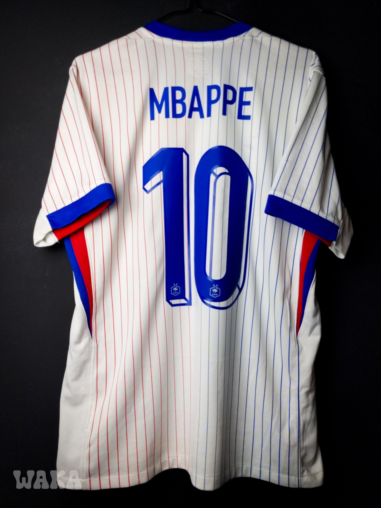 France 2024 - Mbappé - Away shirt - M