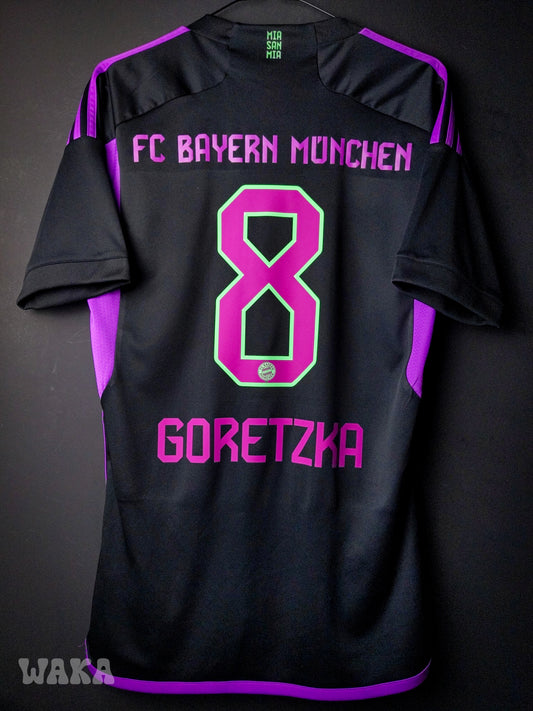 Bayern Munich 2023/2024 - Goretzka - Away shirt - S