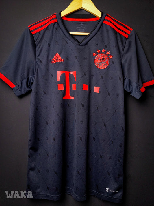 Bayern Munich 2022/2023 - Third shirt - M