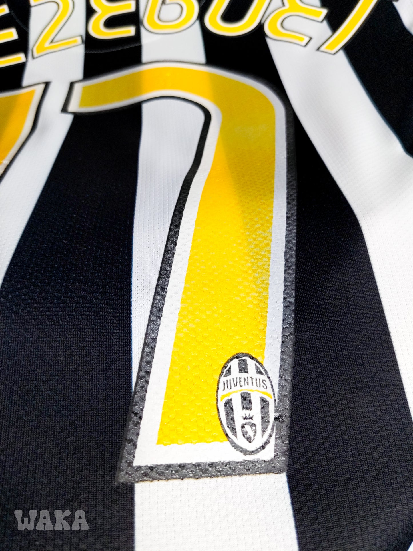 Juventus 2006/2007 - Trezeguet - Home shirt - S [Manches longues]