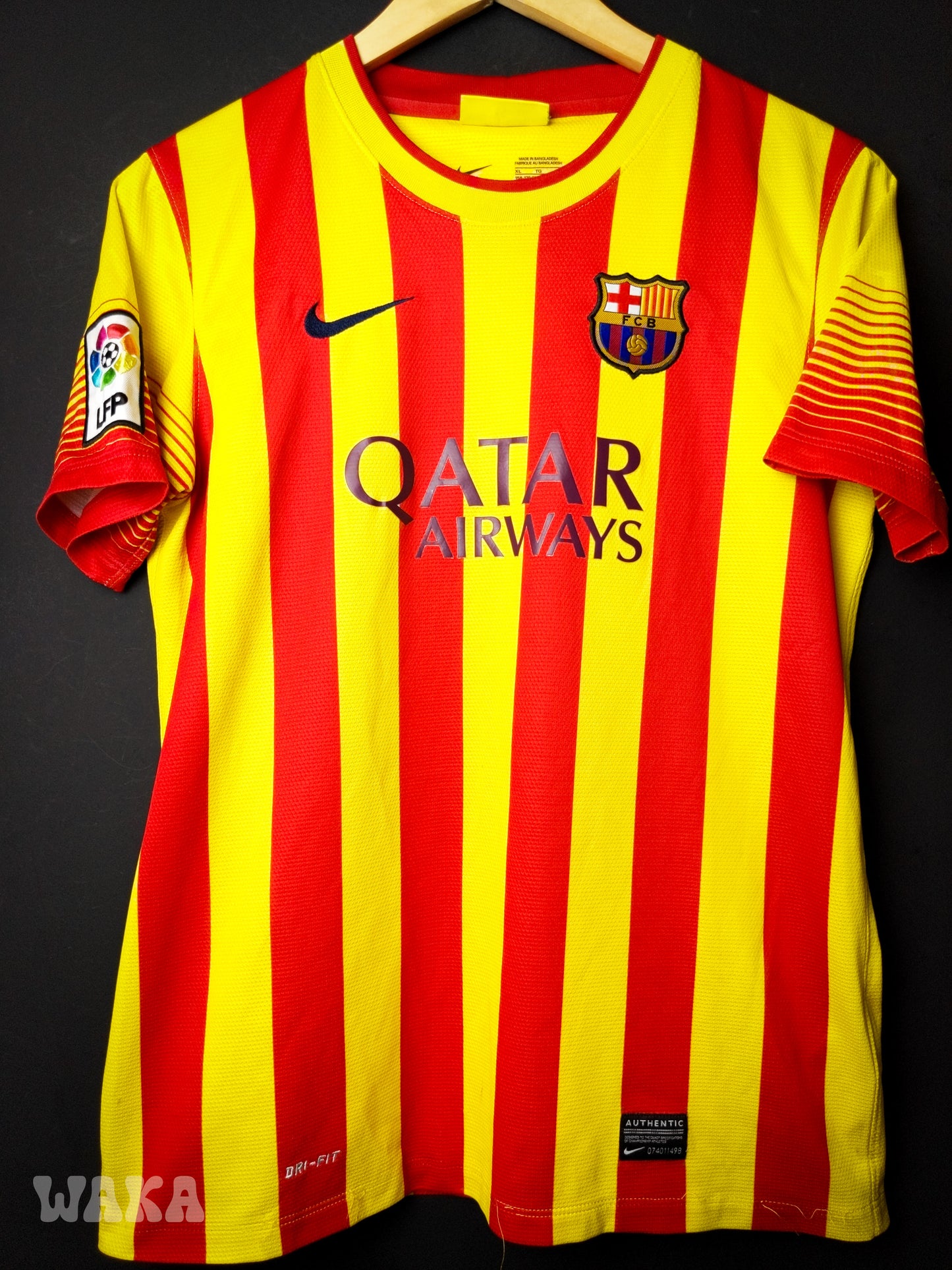 FC Barcelone 2013/2014 - Neymar - Away shirt + short - XL Junior