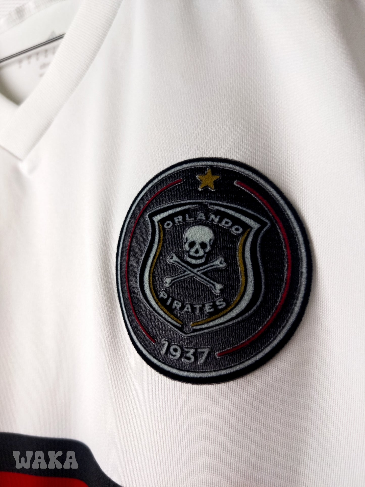 Orlando Pirates 2016/2017 - Away shirt - M