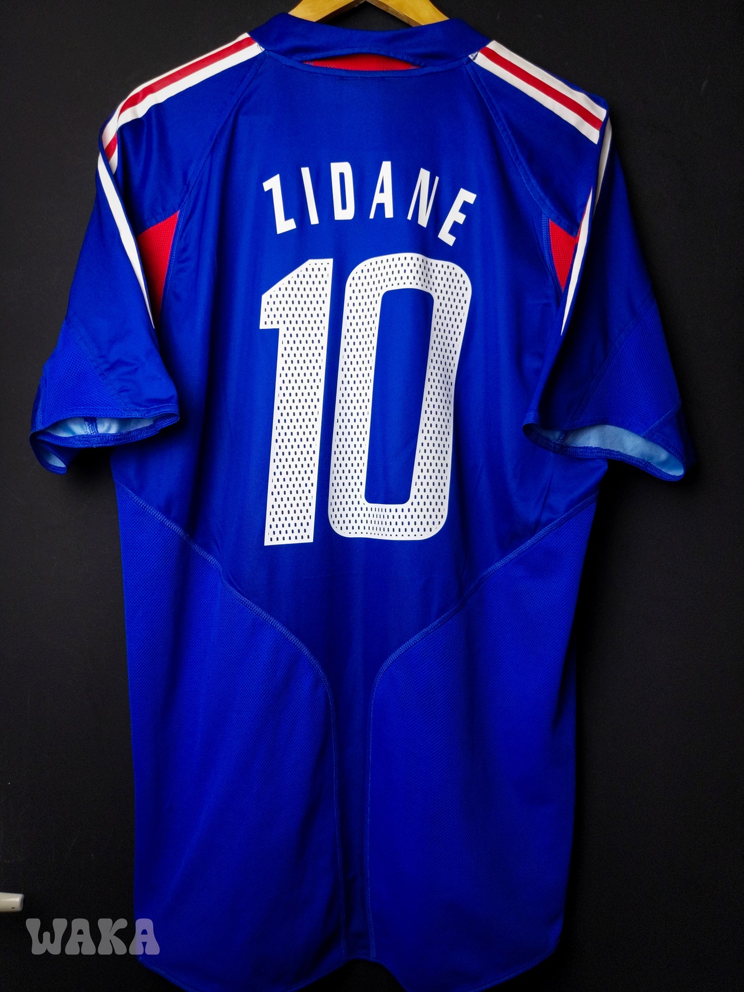 France 2004 - Zidane - Home shirt - L