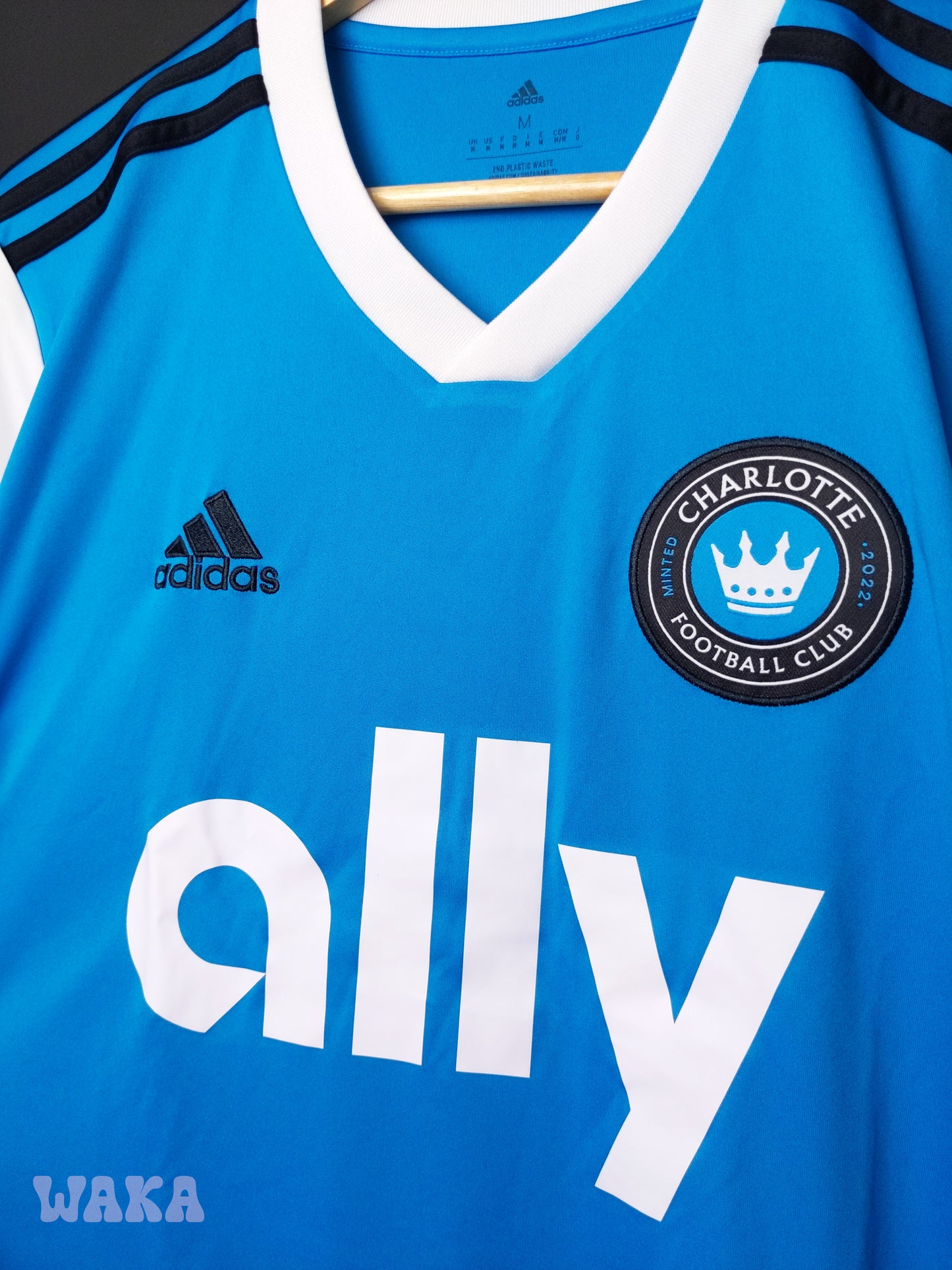 Charlotte 2022/2023 - Home shirt - M