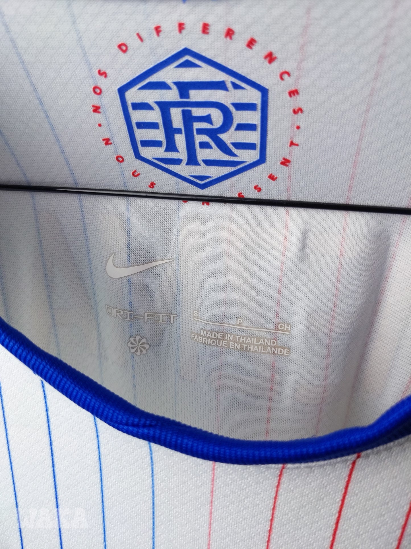 France 2024 - Griezmann - Away shirt - S