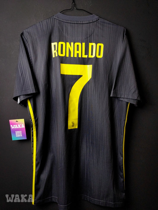 Juventus 2018/2019 - Third Shirt - Cristiano Ronaldo - M