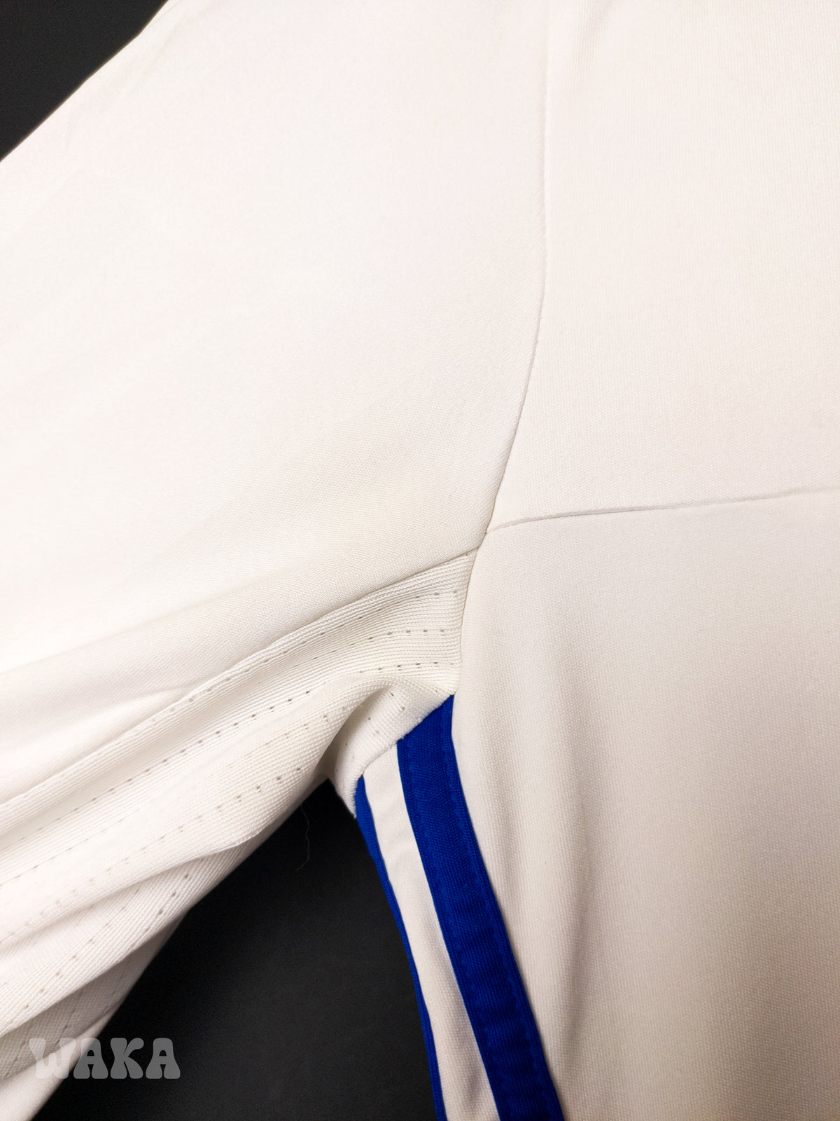 OL Olympique Lyonnais 2016/2017 - Lacazette - Home Shirt - M [Long sleeves]