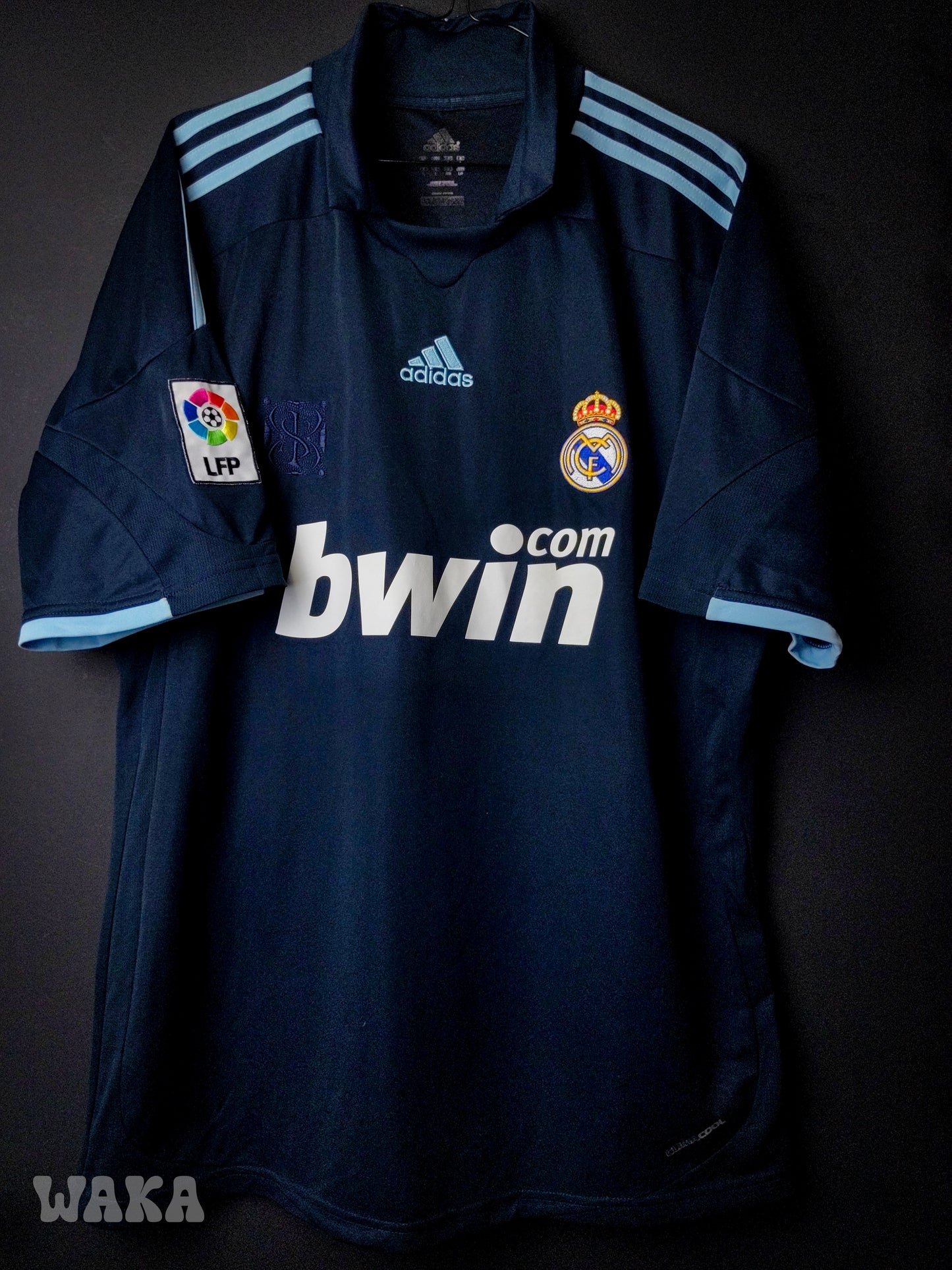 Real Madrid 2009/2010 - Benzema - Away Shirt - L *OG Nameset*