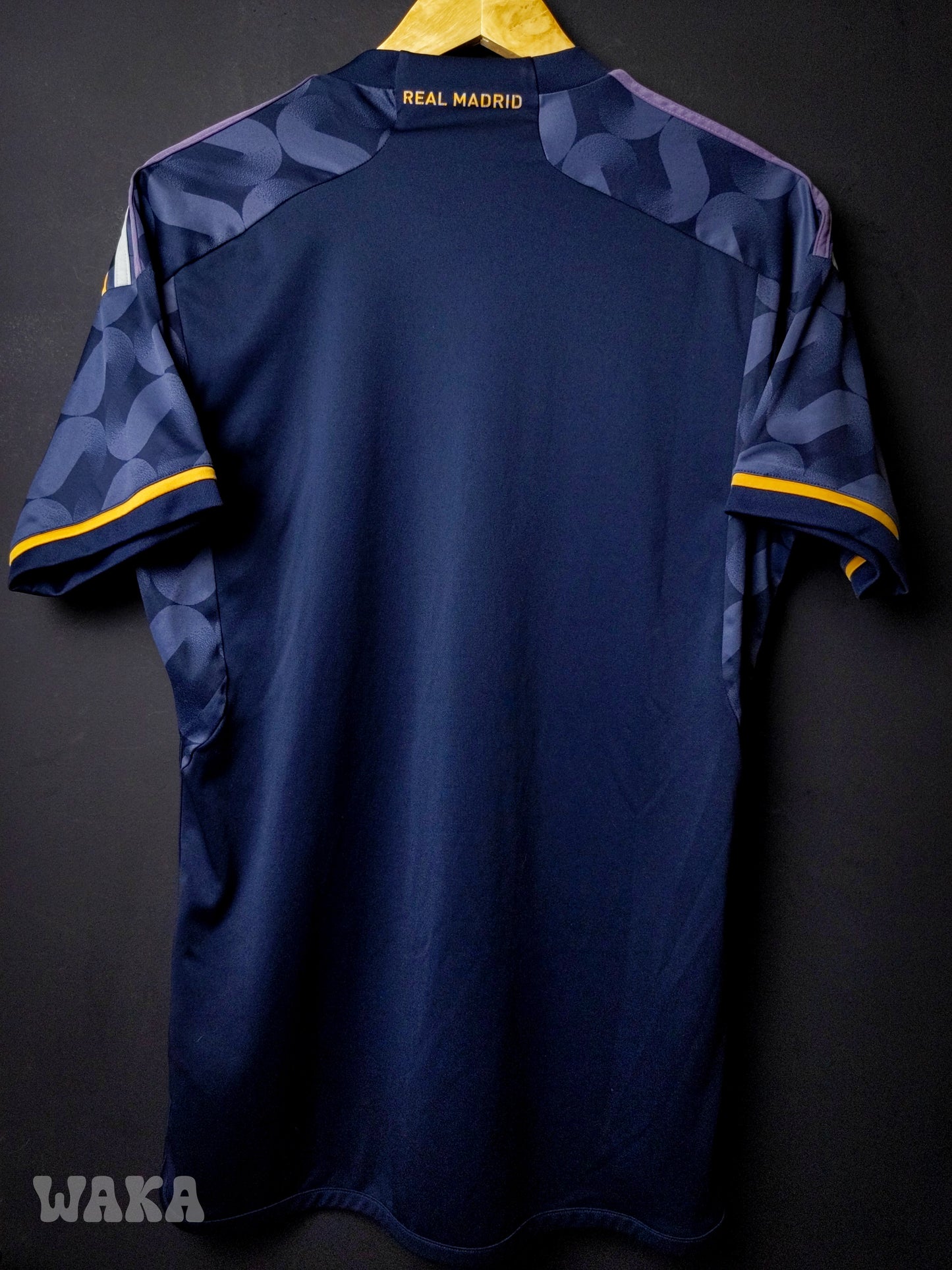 Real Madrid 2023/2024 - Away shirt - M