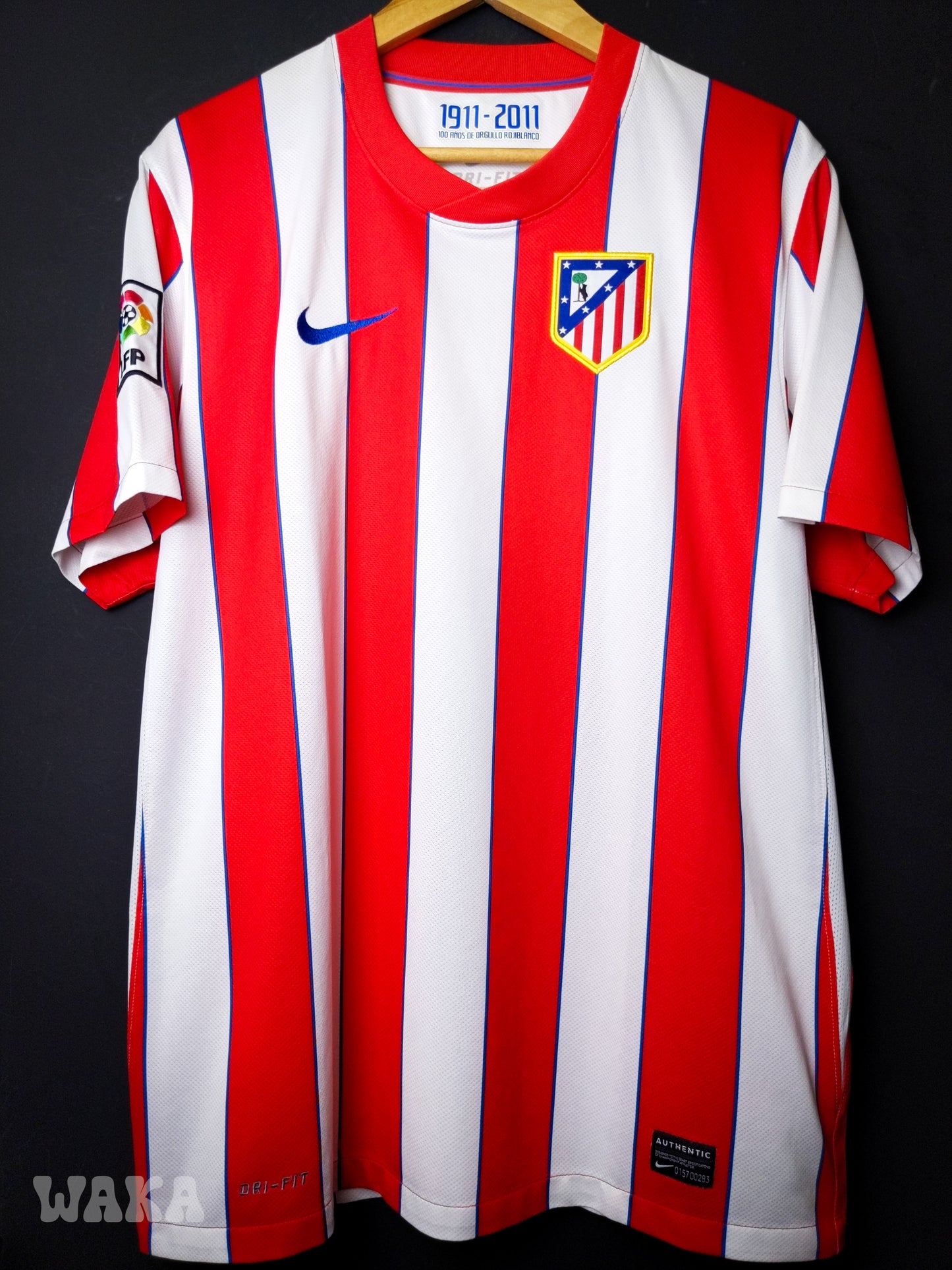Atletico Madrid 2011/2012 - Falcao - Home shirt - L *OG Nameset*