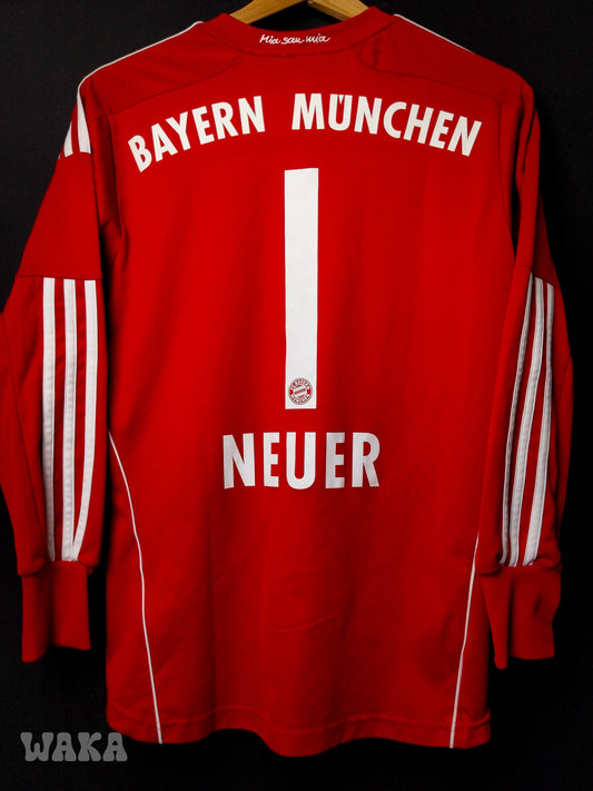 Bayern Munich 2013/2014 - Neuer - GK Shirt - L Junior