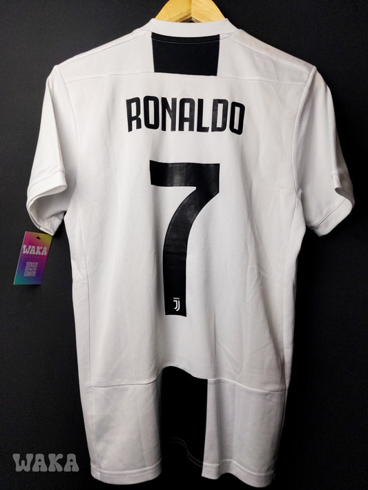 Juventus 2018/2019 - Cristiano Ronaldo - Home Shirt - S