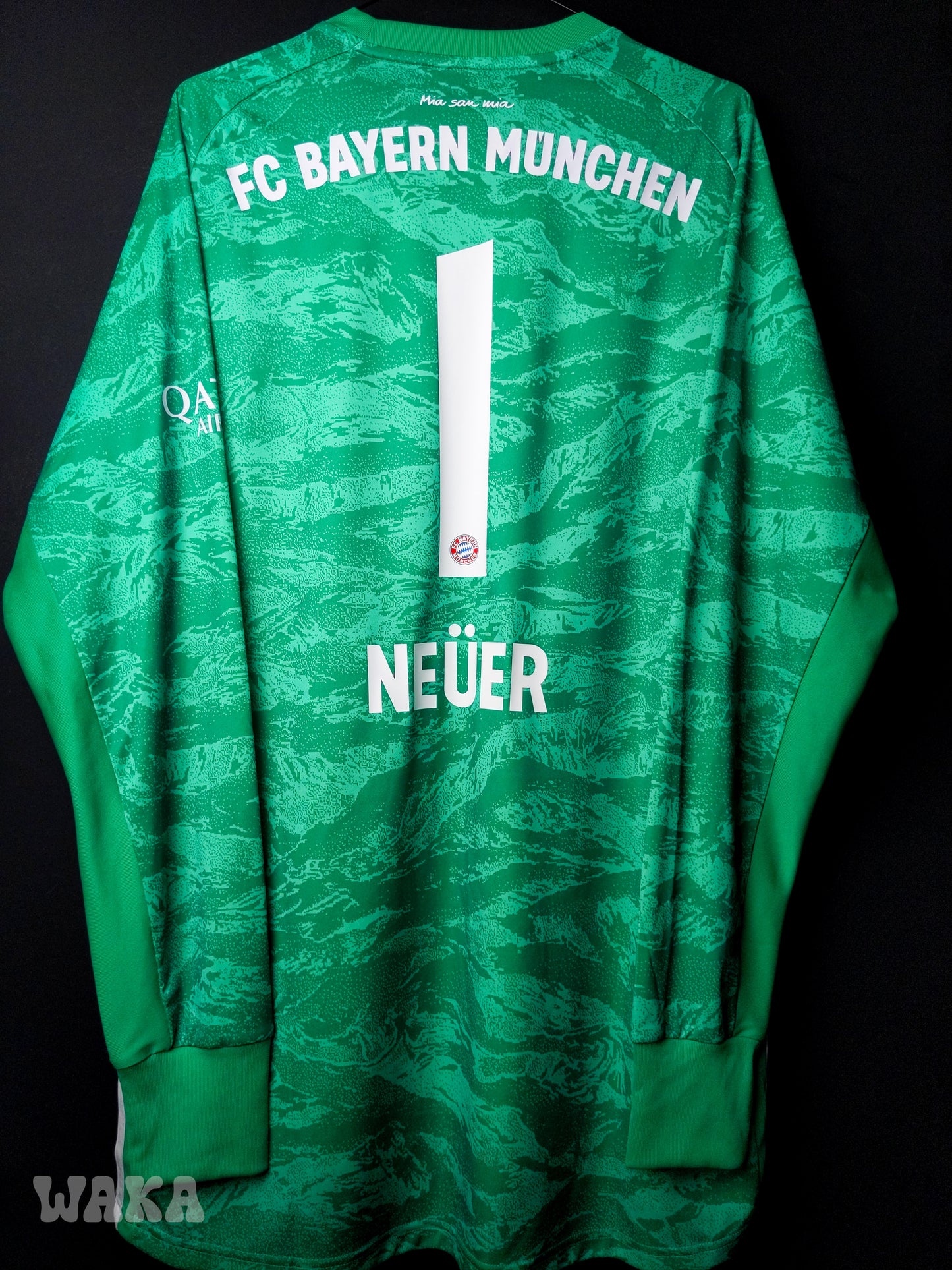 Bayern Munich 2019/2020 - Neuer - GK Shirt - L