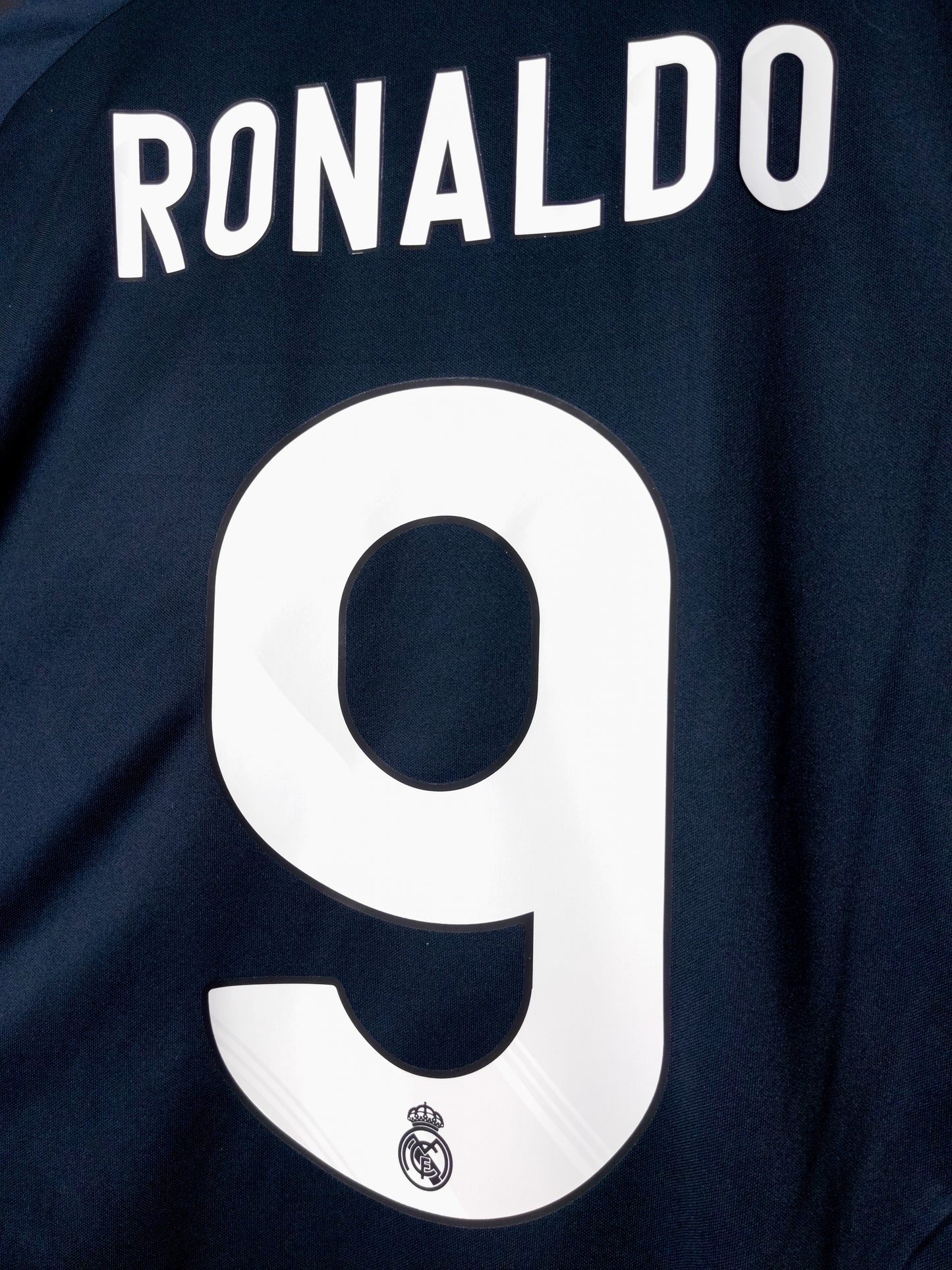 Real Madrid 2009/2010 - Cristiano Ronaldo - Away Shirt - S