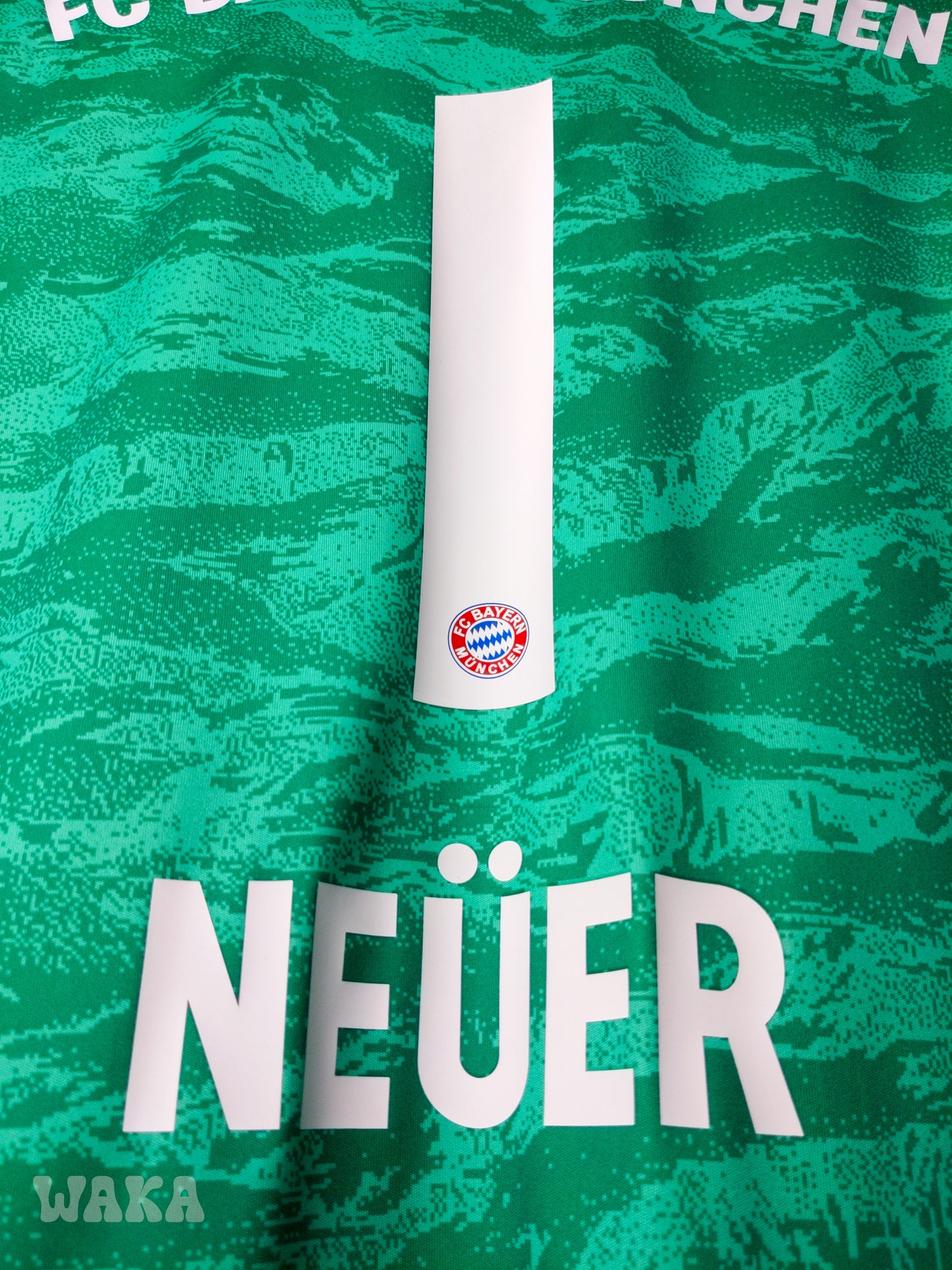Bayern Munich 2019/2020 - Neuer - GK Shirt - L