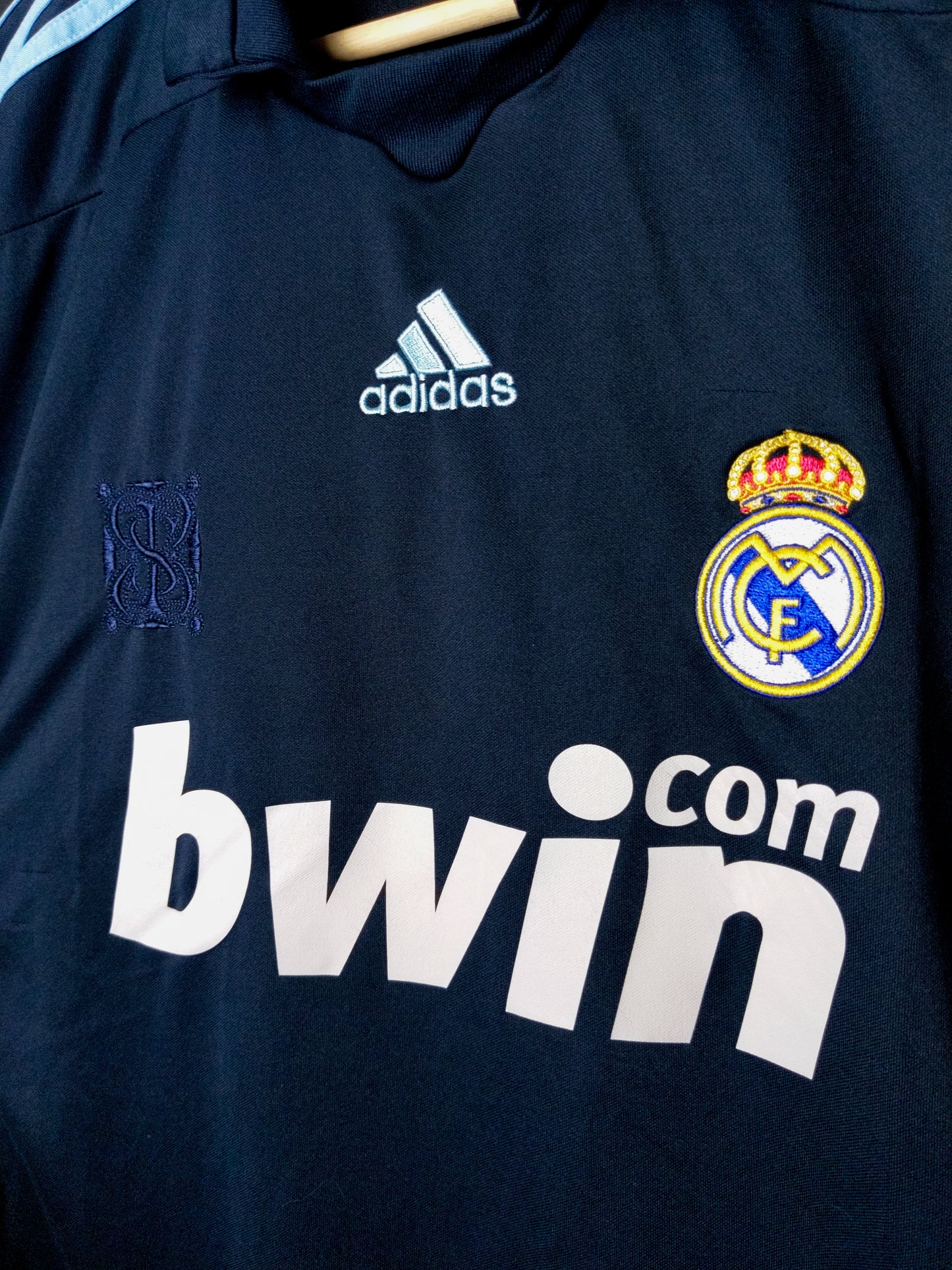 Real Madrid 2009/2010 - Cristiano Ronaldo - Away Shirt - S
