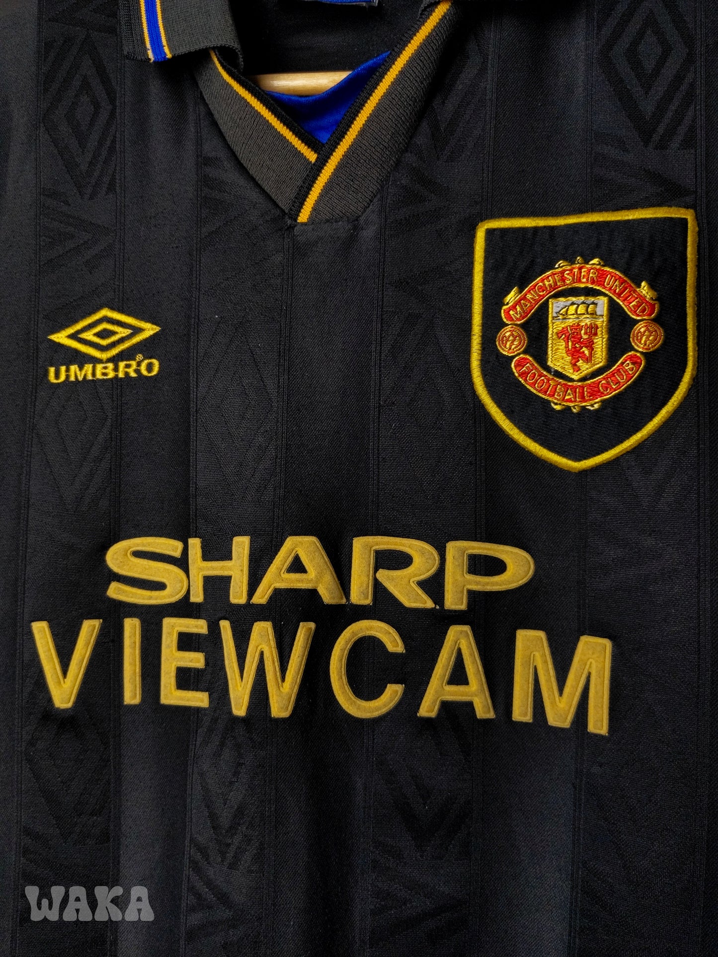 Manchester United 1993/1995 - Cantona - Away Shirt - S