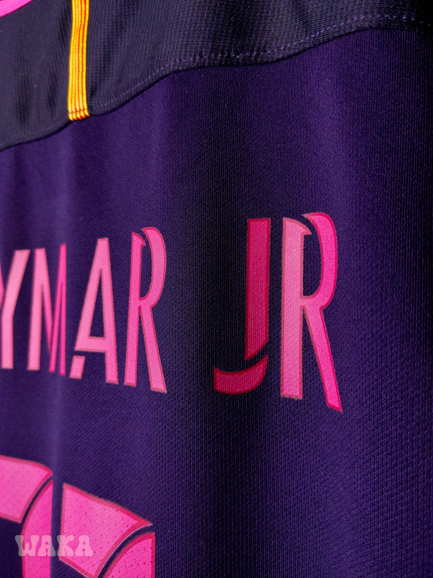 FC Barcelone 2016/2017 - Neymar - Away shirt - XL *Long sleeves*