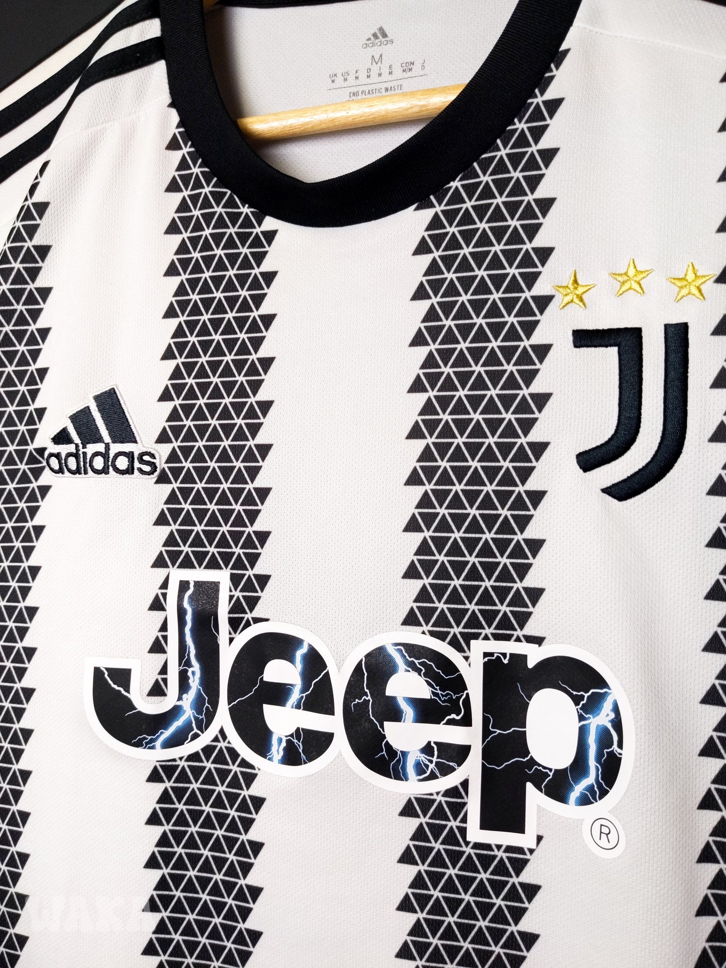 Juventus Turin 2022/2023 - Home shirt - M