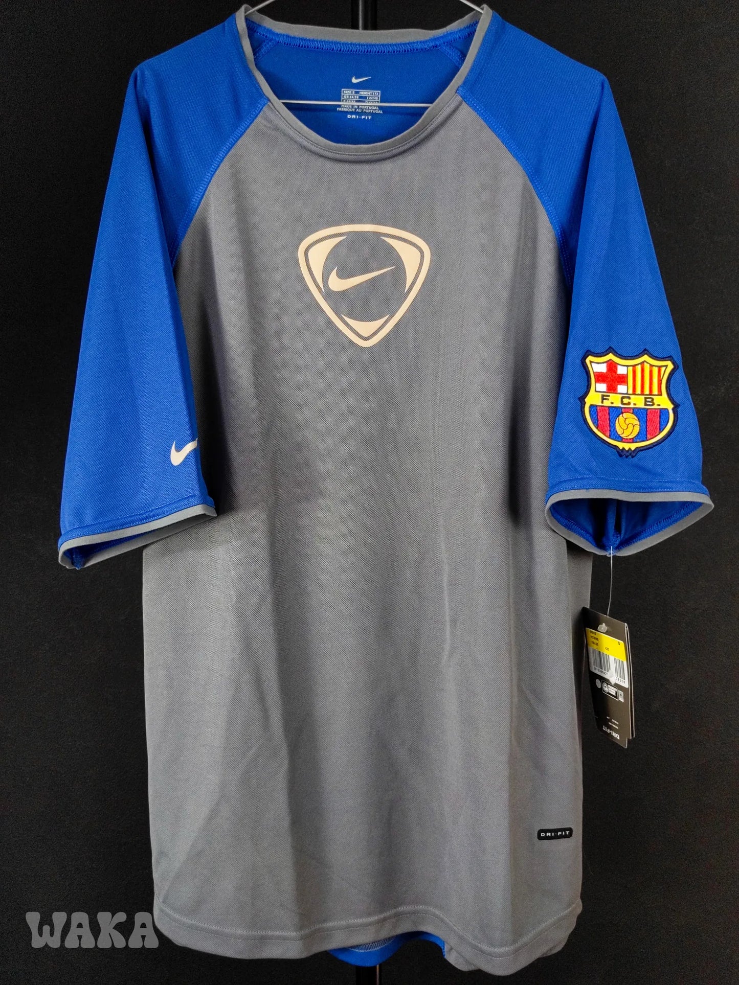 FC Barcelone 2001/2002 - Training shirt - S - *BNWT*