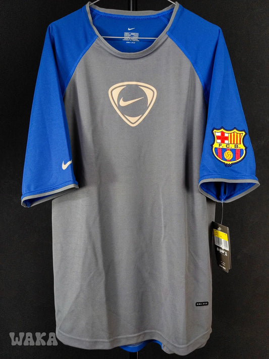 FC Barcelone 2001/2002 - Training shirt - S - *BNWT*