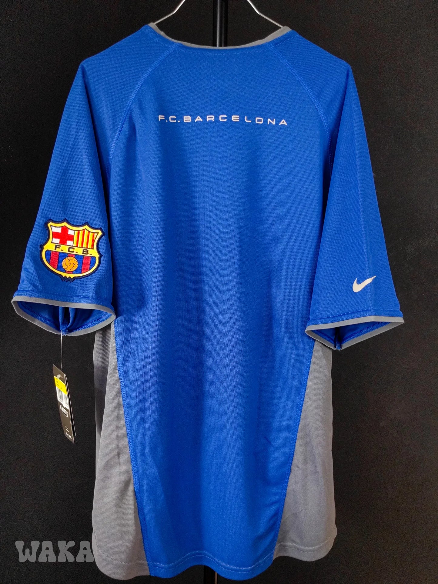 FC Barcelone 2001/2002 - Training shirt - S - *BNWT*