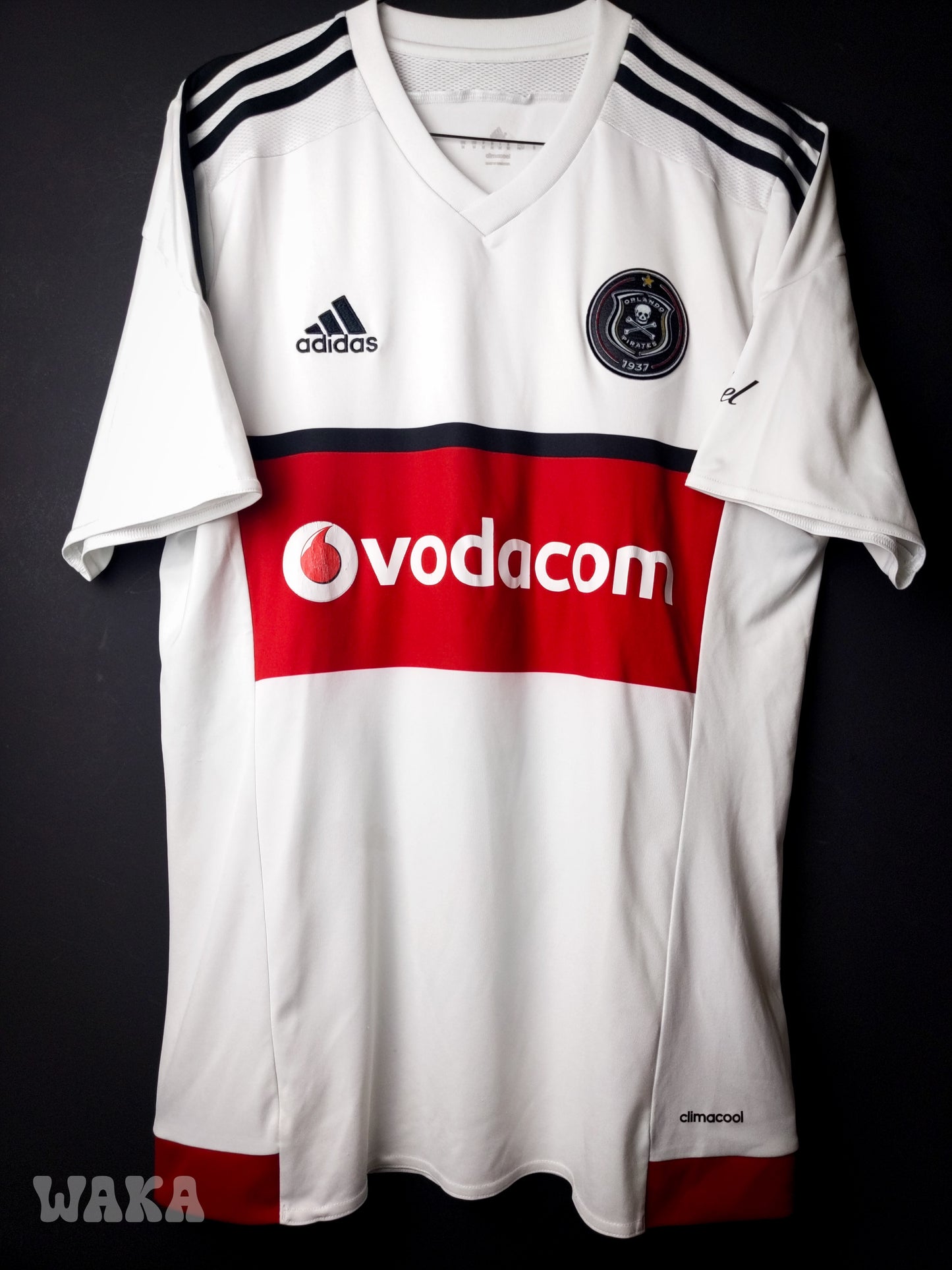 Orlando Pirates 2016/2017 - Away shirt - M