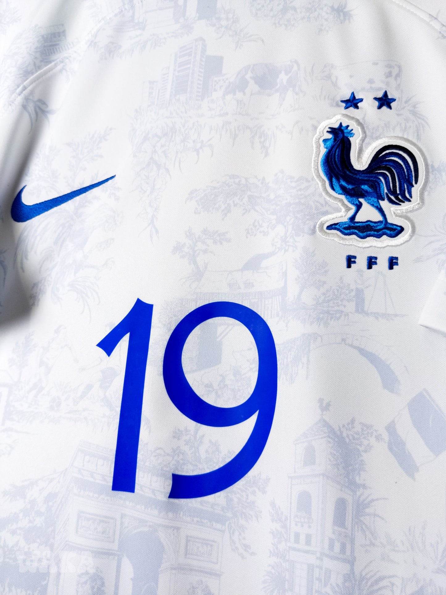 France 2022 - Benzema - Away shirt - M